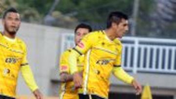 San Luis de Quillota ganó, gustó y goleó a Deportes Temuco.