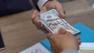 Millones de americanos se encuentran ya con el cheque de estímulo. ¿Cuáles son los estados que han recibido más dinero de esos cheques enviados?