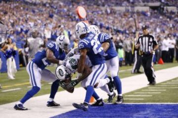 Sin embargo, como reza el refr¨¢n, dura poco la alegr¨ªa en casa del pobre. En el siguiente drive, poco m¨¢s de tres minutos despu¨¦s, Fitzpatrick conectaba con Marshall que, con tres defensores colgando, consegu¨ªa llegar a la End Zone de los Colts. 17 a 7, una vez convertido el extra point.