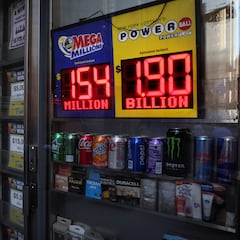 ¿Cuál es la mejor forma de cobrar el premio de Powerball de $1.9 billones, anualidad o un solo pago?