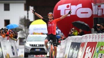 Arensman da un vuelco al Tour de los Alpes a falta de una etapa