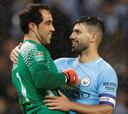 La gran marca de Claudio Bravo en definiciones por penales