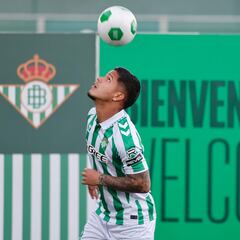 Cucho Hernández quiere estar en Vigo