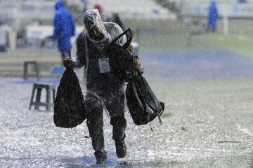 Así lució la cancha de Rayados ante la fuerte lluvia