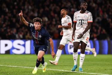 Luis Díaz es humano: Doblete y expulsión en victoria del Bayern ante PSG por Champions