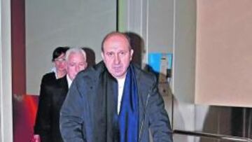 <b>CONTINUIDAD. </b>Miguel Ángel Lotina seguirá viajando con el Deportivo la próxima temporada.