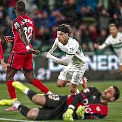 Héctor Fort pasa por el quirófano