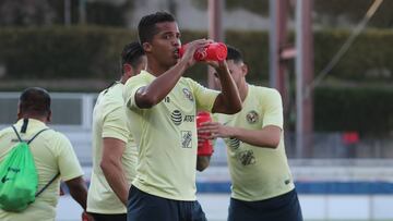 Giovanni Dos Santos atraviesa un momento difícil como profesional, ya que tras salir del Club América, no ha encontrado nuevo equipo y entrena con la Sub-20 de las ‘Águilas’.