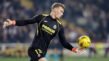 BARCELONA, SPAIN - JANUARY 27: Filip Jorgensen of Villarreal  during the LaLiga EA Sports  match between FC Barcelona v Villarreal at the Lluis Companys Olympic Stadium on January 27, 2024 in Barcelona Spain (Photo by David S.Bustamante/Soccrates/Getty Images)