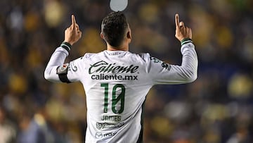 Leon's Colombian midfielder #10 James Rodriguez celebrates after scoring during the Liga MX Clausura football match between America and Leon at the Sports City Stadium in Mexico City on February 19, 2025. (Photo by Yuri CORTEZ / AFP)