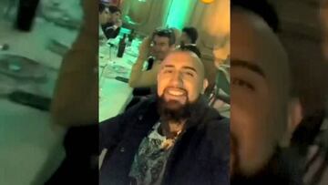 Arturo Vidal mostró la cena de celebración del Rodelindo