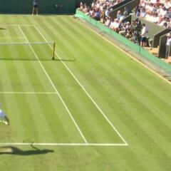 El punto parecía perdido pero, cuando Jarry está inspirado, todo es posible: Wimbledon aplaude de pie