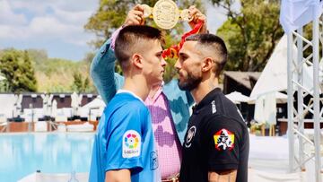 Samuel Molina y Carlos P&eacute;rez en la presentaci&oacute;n de su combate.