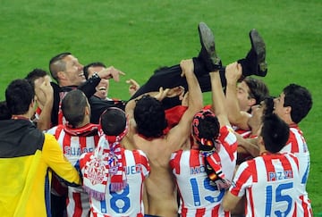 El 9 de mayo de 2012 en el Arena Na?ionala de Bucarest (Ruman¨ªa), se celebr¨® la final de la Europa League. El Atl¨¦tico de Madrid se impuso con holgura y conquist¨® su segunda Europa League tras vencer 3-0 al Athletic de Bilbao con dos goles de Falcao (declarado mejor jugador de la final y del torneo) y uno de Diego Ribas.