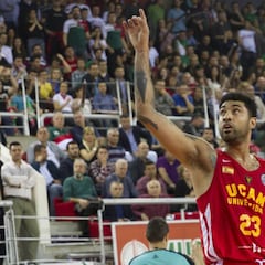 UCAM sobrevive a la bochornosa actitud del público turco