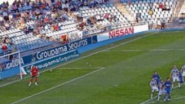 <b>SORPRENDENTE SUPLENCIA. </b>Mendilibar dejó a Vivar Dorado en el banquillo, en una decisión cuando menos discutible.