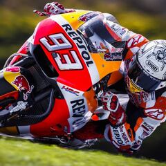 Márquez lidera una apretada sesión con trece en un segundo