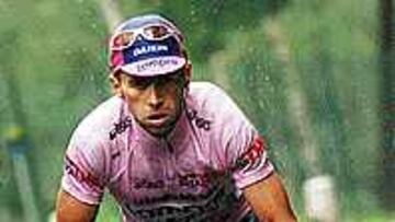 <B>CAMPEÓN.</B> Gilberto Simoni, ganador del Giro, estará en la Setmana.