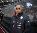 Sampaoli cortó su campaña perfecta como local con Chile