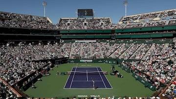 Imagen de la pista central del Masters 1.000 de Indian Wells durante la final femenina de 2019 entre Angelique Kerber y Bianca Andreescu.