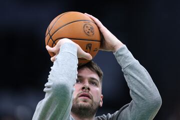 Luka Doncic #77 of the Dallas Mavericks 