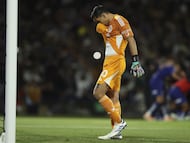 Rodolfo Cota of America during the 12th round match between Pumas UNAM and America as part of the Liga BBVA MX Varonil, Torneo Clausura 2026 at Olimpico Universitario Stadium, on March 21, 2026 in Mexico City, Mexico.