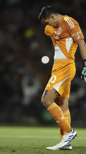 Rodolfo Cota of America during the 12th round match between Pumas UNAM and America as part of the Liga BBVA MX Varonil, Torneo Clausura 2026 at Olimpico Universitario Stadium, on March 21, 2026 in Mexico City, Mexico.