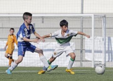 Partido de la final de los Benjamines entre el Elche y el Espanyol. 