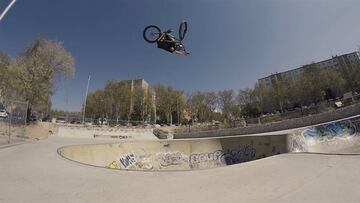 Sergio Layos derrochando estilo en su último edit para Fly Bikes