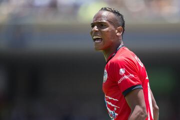 Quiñones dejó a Lobos BUAP y llegó a Toluca
