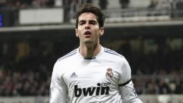 Kaká celebra un gol.