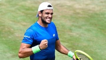 Matteo Berrettini celebra un punto en el torneo de Queen's.