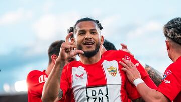 Luis Suárez, goleador de Almería, convocado a Selección
