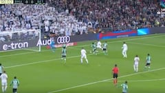 ¡Lo perdió en área chica!: El increíble fallo de Vinicius