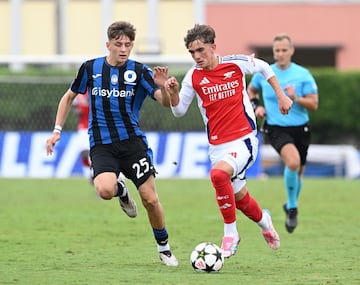 Max Dowman, jugador del Arsenal Sub-19, durante su debut en Youth League ante la Atalanta.