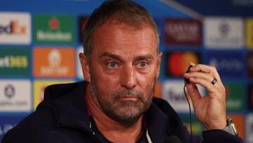 Soccer Football - UEFA Champions League - FC Barcelona Press Conferences - St James' Park, Newcastle, Britain - September 17, 2025 FC Barcelona coach Hansi Flick during the press conference Action Images via Reuters/Lee Smith