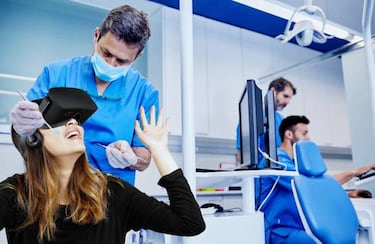Ir al dentista duele menos con la Realidad Virtual