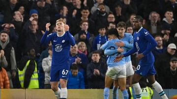 Soccer Football - Premier League - Chelsea v Manchester City - Stamford Bridge, London, Britain - January 5, 2023 Chelsea's Lewis Hall reacts after missing a chance to score as Carney Chukwuemeka looks on REUTERS/Tony Obrien EDITORIAL USE ONLY. No use with unauthorized audio, video, data, fixture lists, club/league logos or 'live' services. Online in-match use limited to 75 images, no video emulation. No use in betting, games or single club /league/player publications. Please contact your account representative for further details.