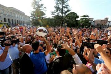 El recibimiento de la gente en Italia (2014)