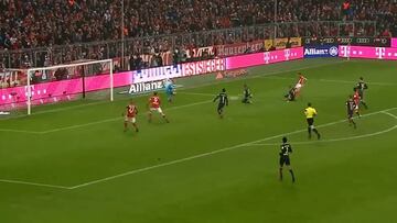 La gran recuperación de Vidal que acabó en gol del Bayern