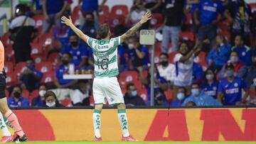 Diego Valdés le dio esperanza a Santos con un golazo