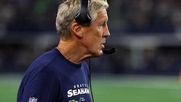 ARLINGTON, TEXAS - AUGUST 26: Head coach Pete Carroll of the Seattle Seahawks