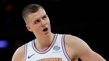 NEW YORK, NY - DECEMBER 12: Kristaps Porzingis #6 of the New York Knicks reacts in the first half against the Los Angeles Lakers during their game at Madison Square Garden on December 12, 2017 in New York City. NOTE TO USER: User expressly acknowledges and agrees that, by downloading and or using this photograph, User is consenting to the terms and conditions of the Getty Images License Agreement.   Abbie Parr/Getty Images/AFP
 == FOR NEWSPAPERS, INTERNET, TELCOS &amp; TELEVISION USE ONLY ==