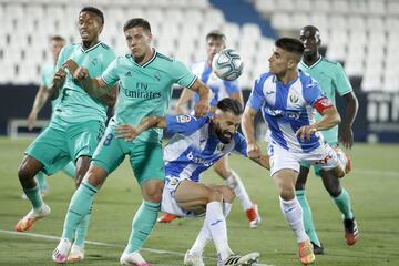 Posible mano dentro del ¨¢rea de Jovic