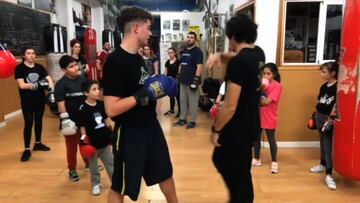 Desplazamiento lateral y combinar goles al cuerpo