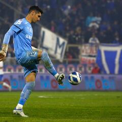 La UC responde a las ofertas europeas por Dituro y Rebolledo