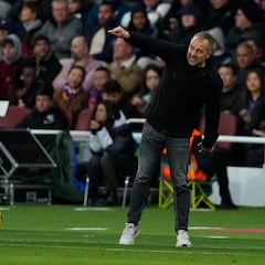 Flick: “La tarjeta roja cambió el partido”