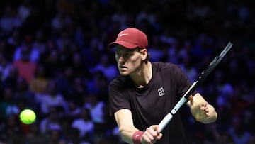 Tennis - ATP Masters 1000 - Paris Masters - Paris La Defense Arena, Nanterre, France - November 1, 2025 Italy's Jannik Sinner in action during his semi final match against Germany's Alexander Zverev REUTERS/Sarah Meyssonnier