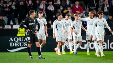 Aprobados y suspensos del Almería: Arribas endulza la nueva era de Cristiano Ronaldo