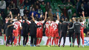 El Sevilla celebra la victoria.